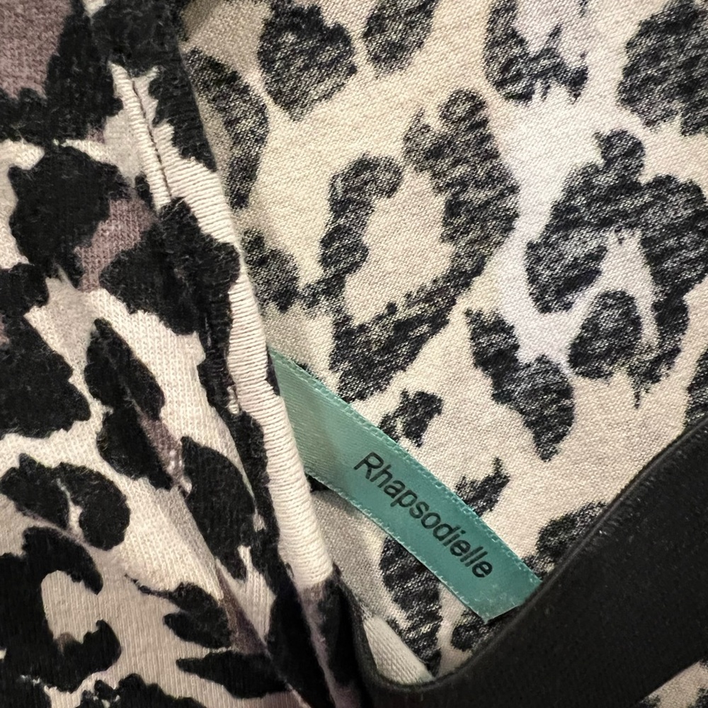 Animal print bodycon dress. - Picture 3 of 3